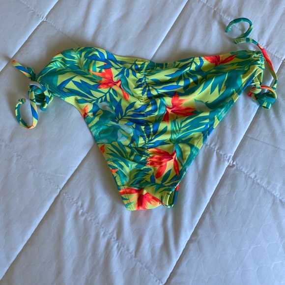 Target Swim suit Bottoms - Picture 2 of 2